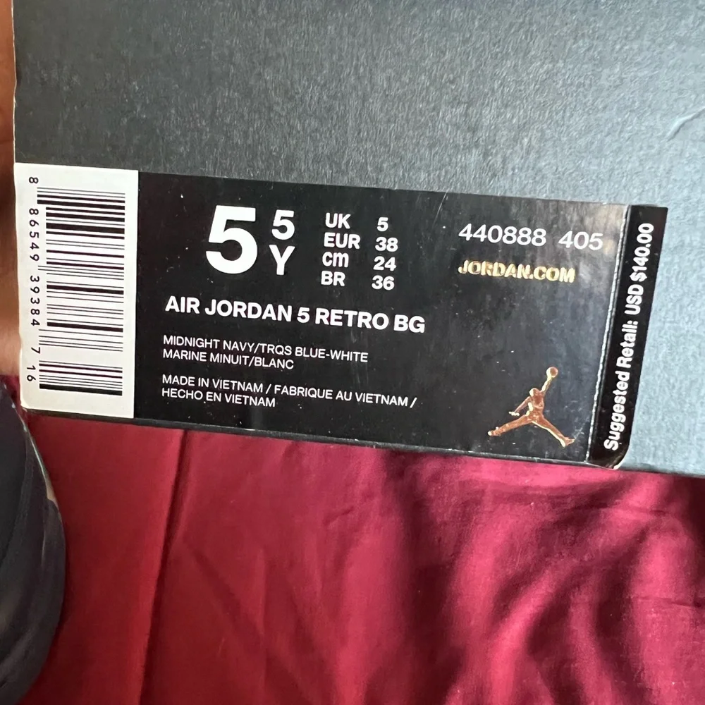 NIKE Air Jordan’s 5 Retro BG - Picture 4 of 4